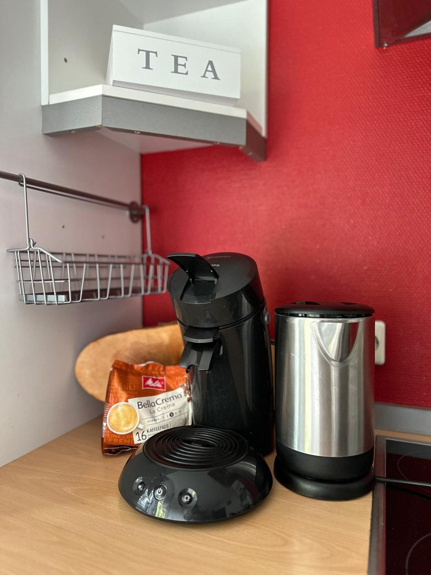 Gemuetliche Wohnung カールスルーエ エクステリア 写真
